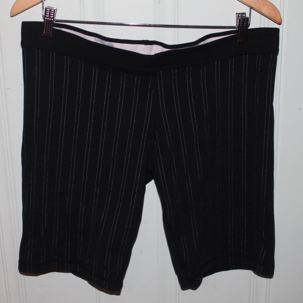 ♦️ Lululemon | Sz 12 Biker Shorts